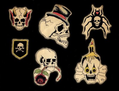 Серия эскизов татуировок с черепами, тату череп-черт, череп с розой, паук